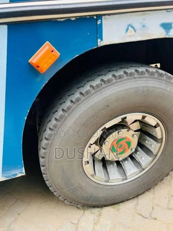 Ashok-Leyland Ruby 2015 Bus (Used)