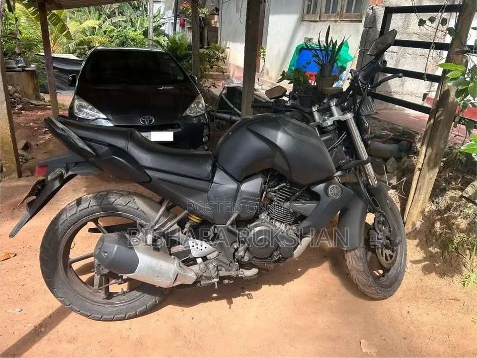 Yamaha FZ 2014 Motorbike (Used)