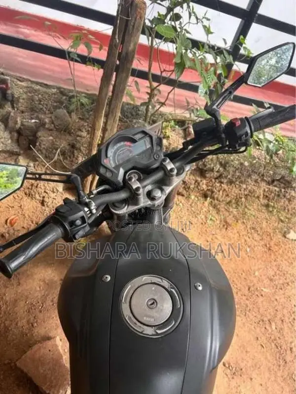 Yamaha FZ 2014 Motorbike (Used)