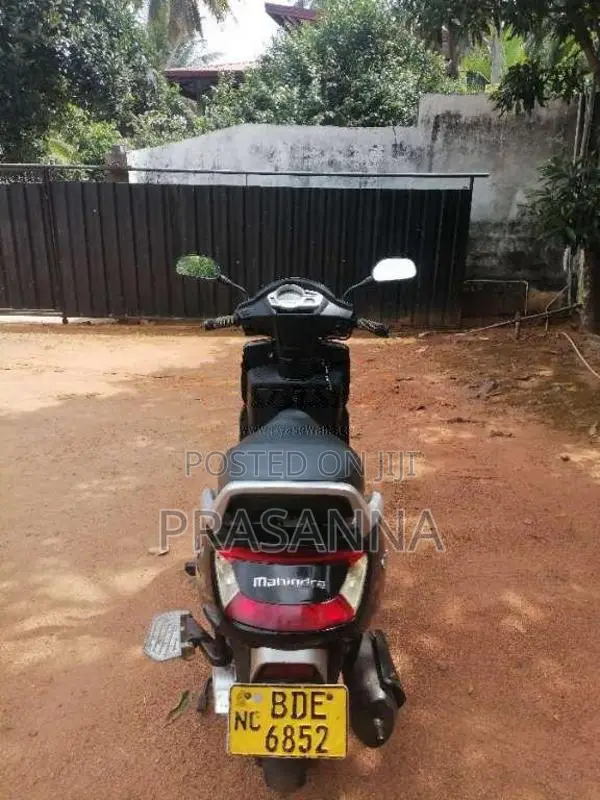 Mahindra Gusto 2015 Motorbike (Used)