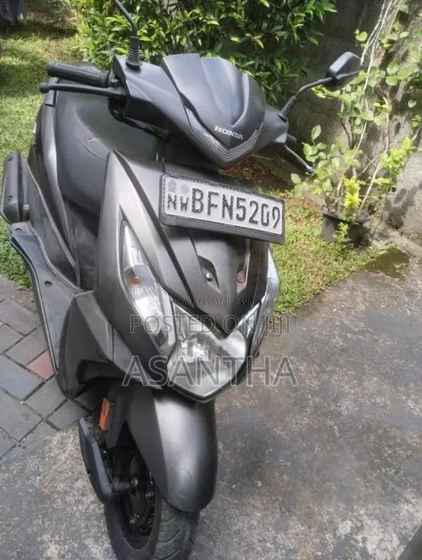 Honda Dio 2017 Motorbike (Used)