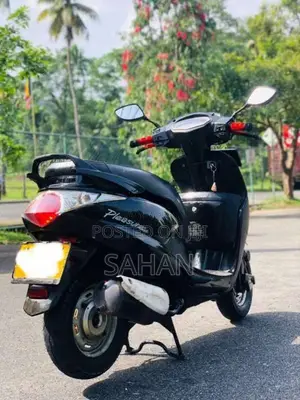 Hero Pleasure 2015 Motorbike (Used)
