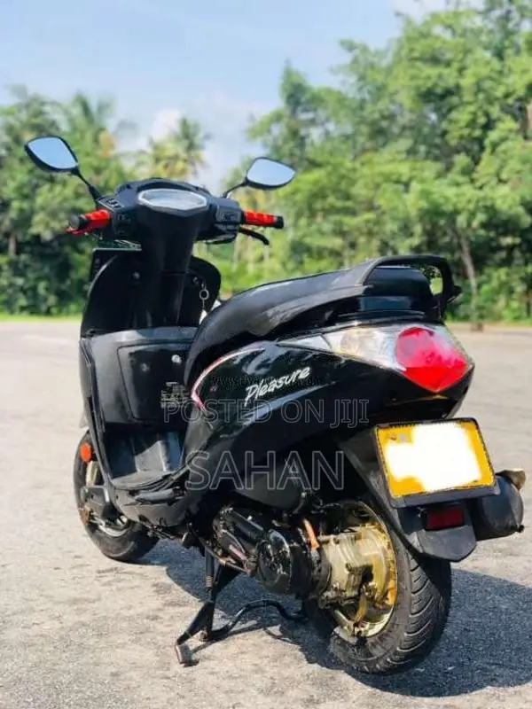 Hero Pleasure 2015 Motorbike (Used)