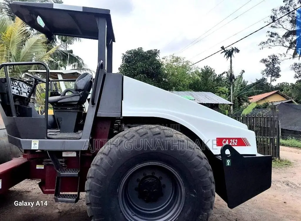 Other Dynapac 10 Ton Roller 2012 Heavy-Duty (Used)