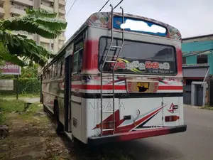 Ashok-Leyland Viking 2006 Bus (Used)