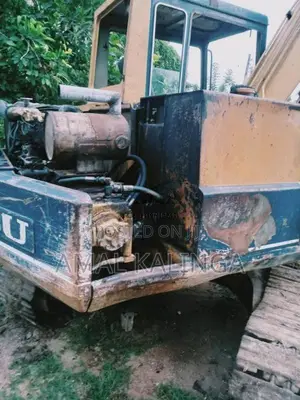 Komatsu 605 2010 Heavy-Duty (Used)
