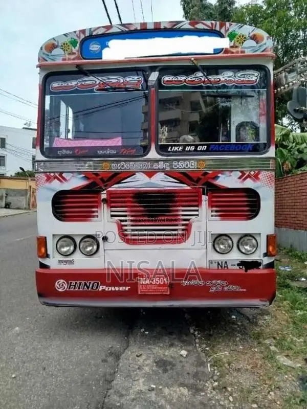 Ashok-Leyland Viking 2006 Bus (Used)