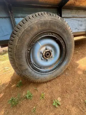 Other Trailer 2000 Tractor (Used)