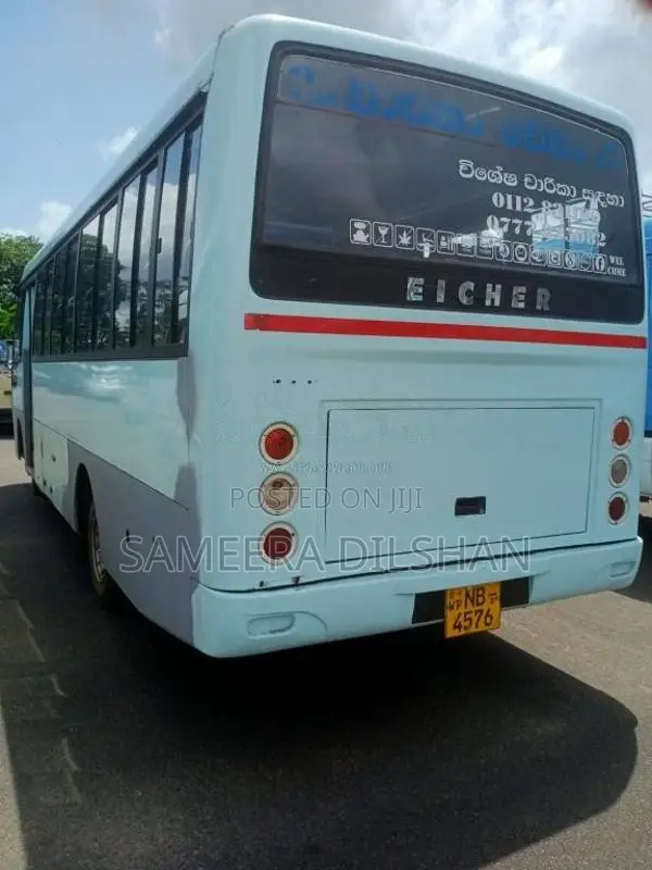 Eicher Skyline 2012 Bus (Used)