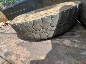 Other Trailer 2000 Tractor (Used)