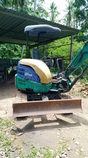 Komatsu PC 30 2014 Heavy-Duty (Used)