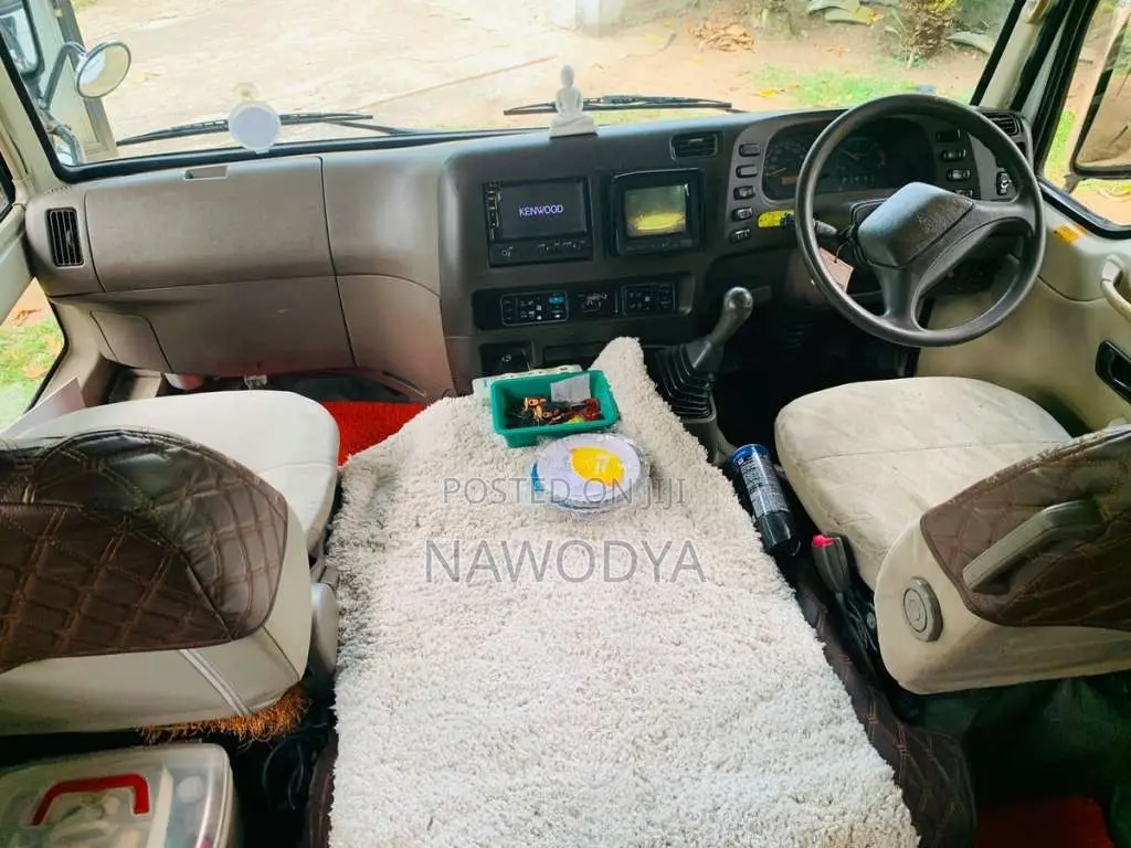 Mitsubishi Rosa 2008 Bus (Used)