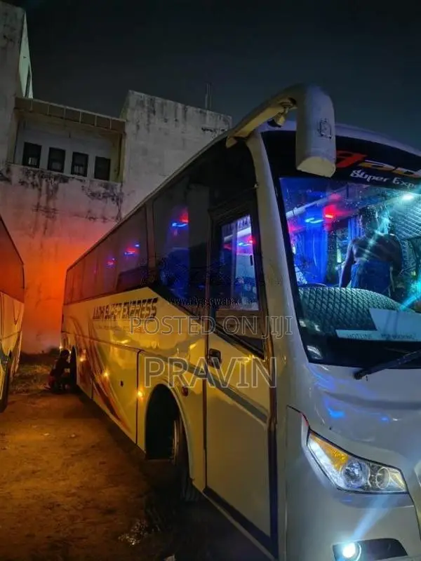 Isuzu LT 134 2014 Bus (Used)
