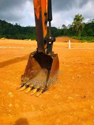 Hitachi 120 2012 Heavy-Duty (Used)