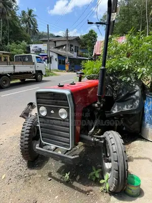 Mitsubishi 240S 2000 Tractor (Used)