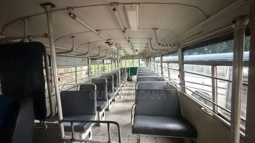 Ashok-Leyland Viking 2004 Bus (Used)