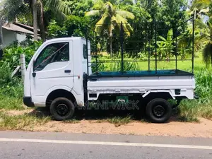 Tata Dimo Batta 2006 Lorry (Used)
