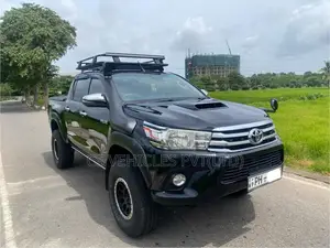 Toyota Hilux 2016 Pickup (Used)