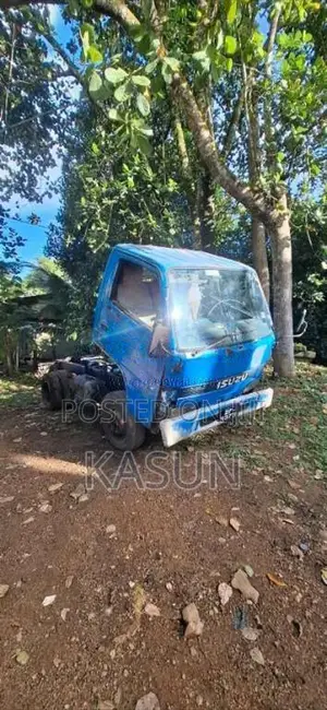Isuzu Tipper 1974 Lorry (Used)