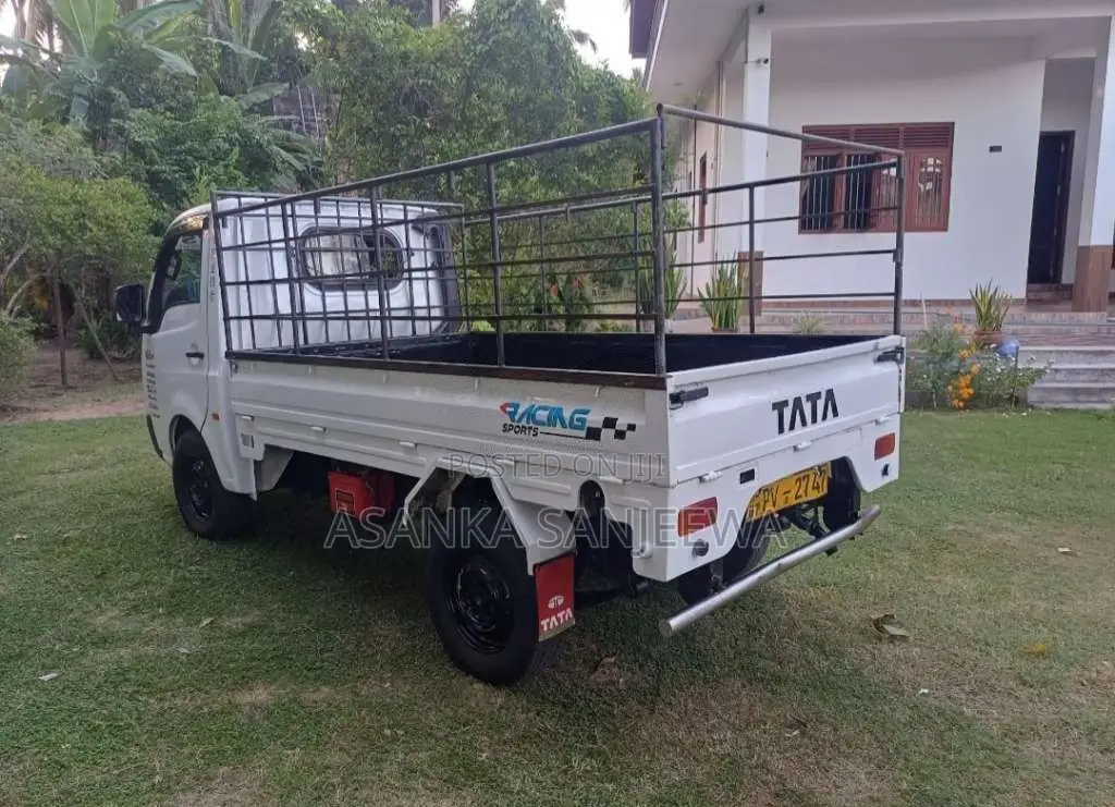 Tata Dimo Lokka 2013 Lorry (Used)
