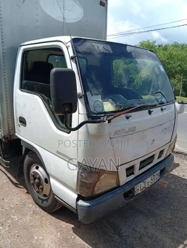 Nissan Atlas 2006 Lorry (Used)