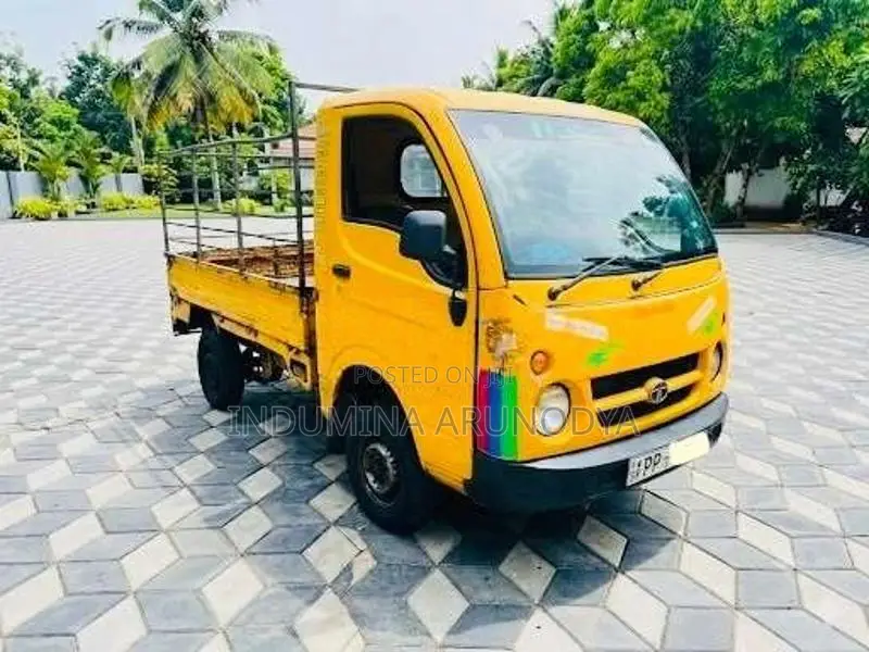 Tata Dimo Batta 2011 Lorry (Used)