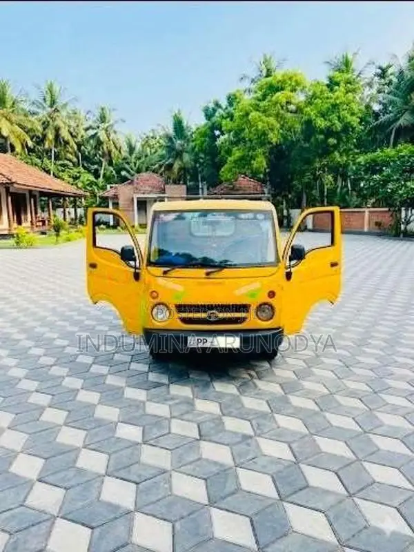 Tata Dimo Batta 2011 Lorry (Used)