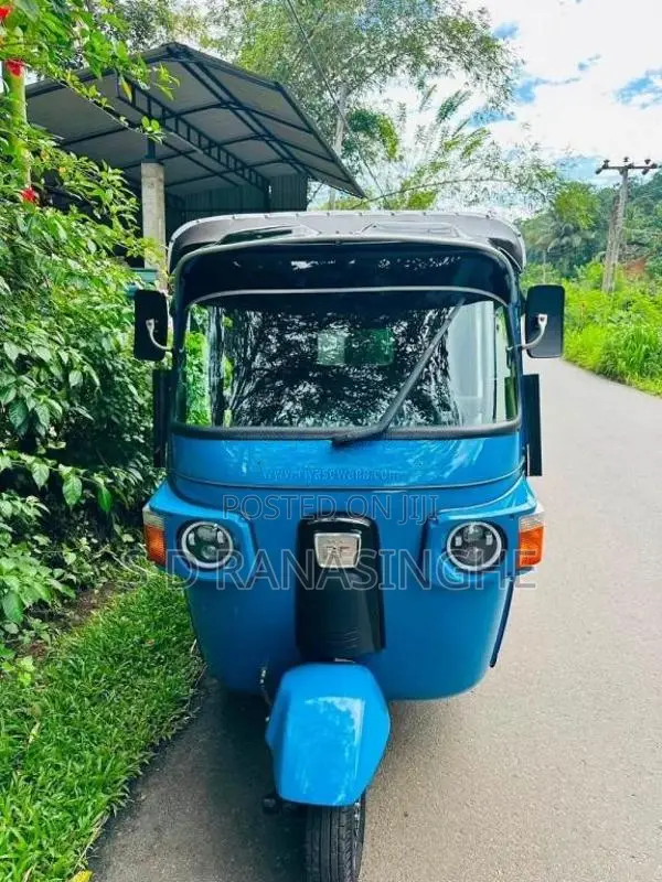 Bajaj RE 2013 Three Wheel (Used)