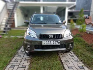 Daihatsu Terios SX 2015 SUV (Used)