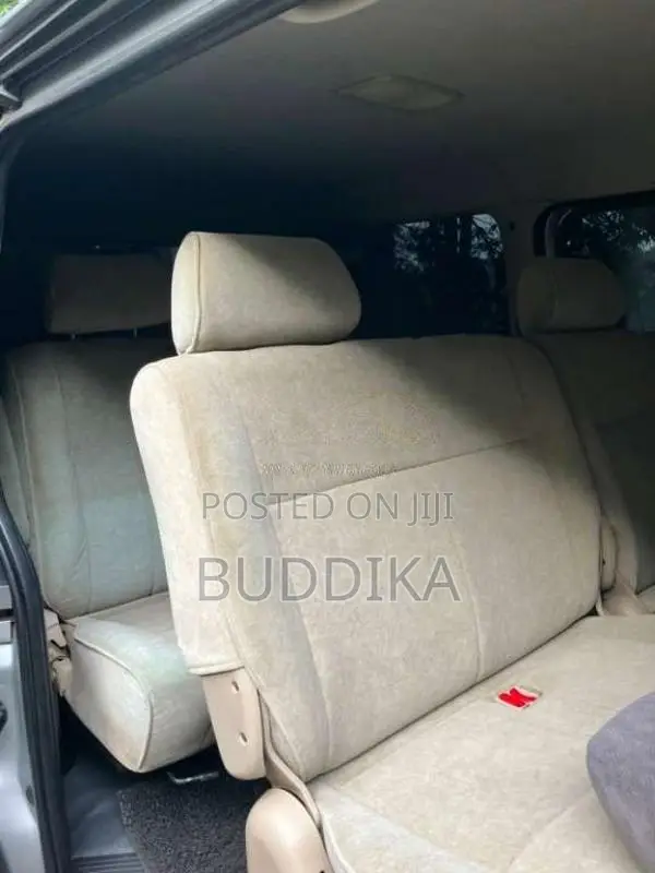 Toyota KDH 2015 Van (Used)