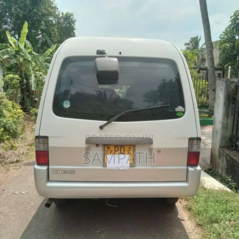 Mazda BONGO LION FACE 2007 Van (Used)