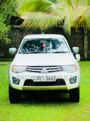 Mitsubishi L200 2011 Pickup (Used)