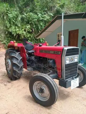 Massey-Ferguson 240 2021 Tractor (Used)