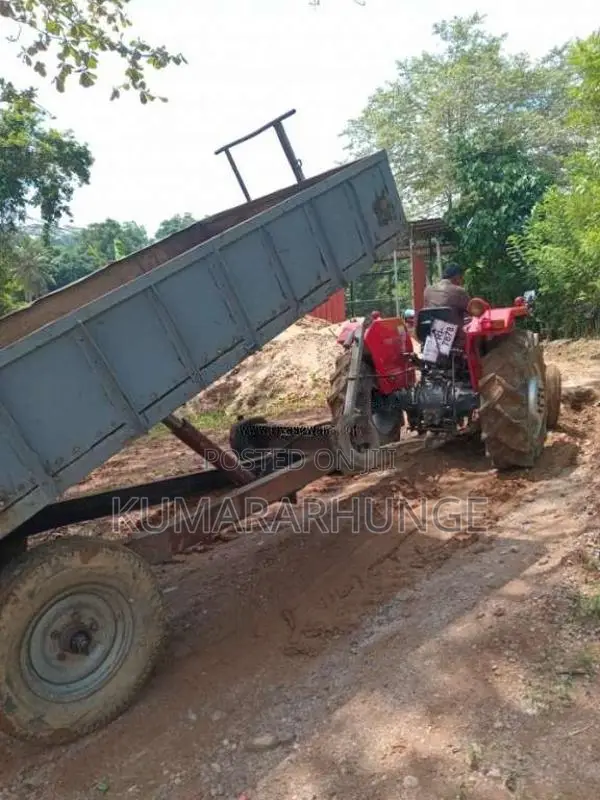 Massey-Ferguson 240 2021 Tractor (Used)