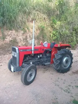 Massey-Ferguson 240 2021 Tractor (Used)