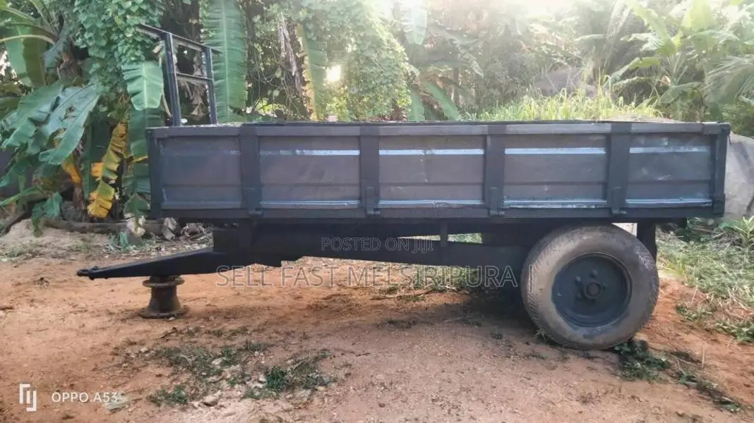John-Deere Trailer 2020 Tractor (Used)