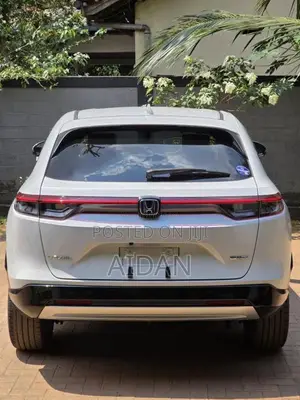 Honda Vezel 2023 SUV (Used)