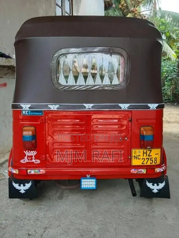 Bajaj RE 2 Stroke 2004 Three Wheel (Used)