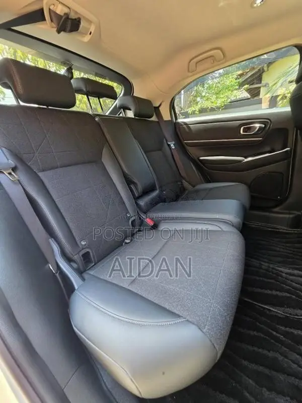 Honda Vezel 2023 SUV (Used)