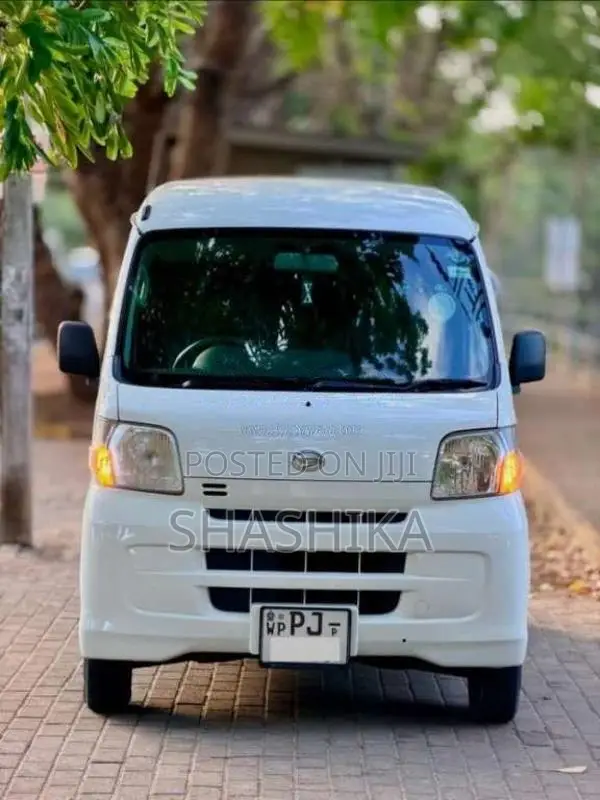 Daihatsu Hijet 2016 Van (Used)