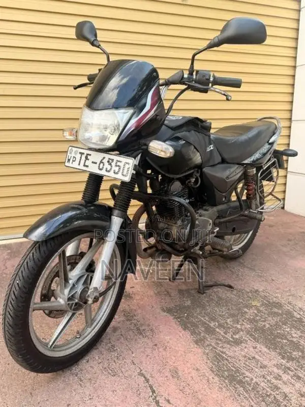 Bajaj Platina 2006 Motorbike (Used)