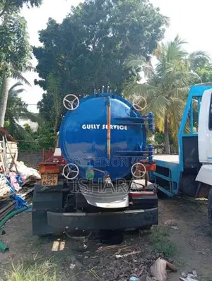 Ashok-Leyland Leyland 1952 Lorry (Used)