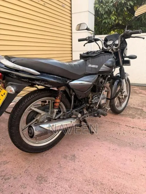 Bajaj Platina 2006 Motorbike (Used)