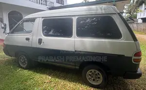 Toyota CR27 1994 Van (Used)