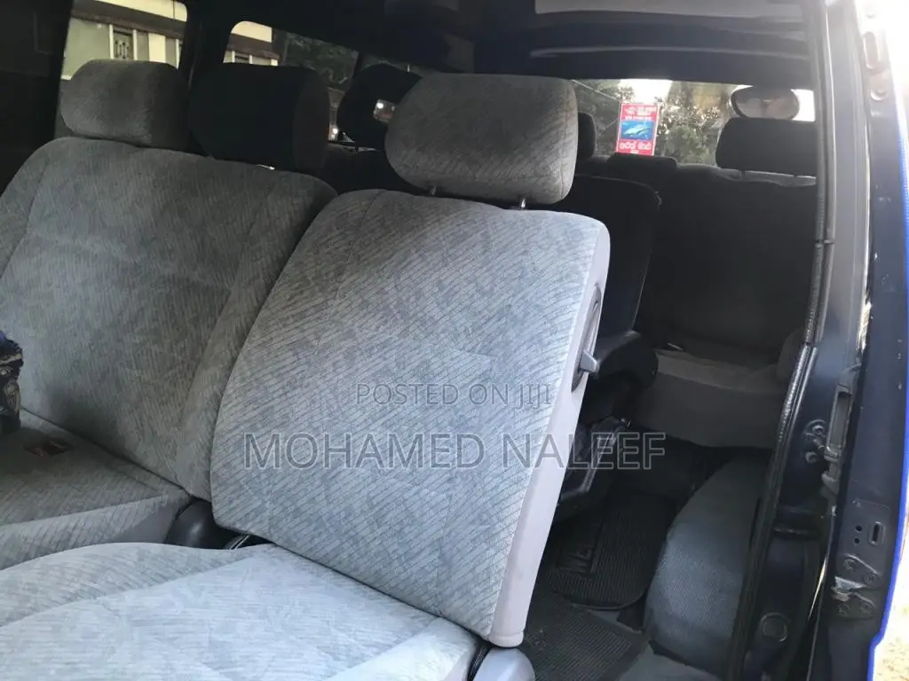 Toyota Dolphin 1992 Van (Used)