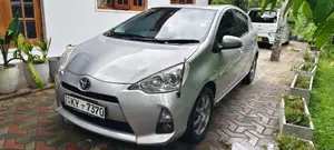 Toyota Aqua 2013 Car (Used)