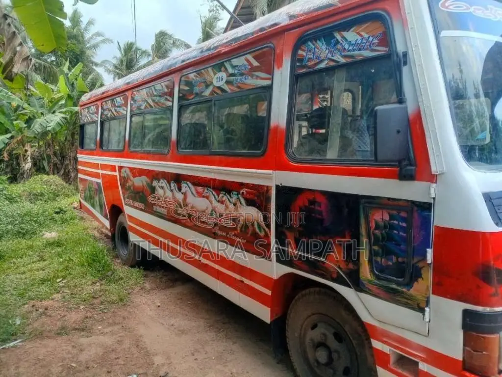 Eicher Eicher 1991 Bus (Used)