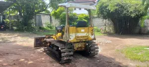 Mitsubishi Dozer 2015 Heavy-Duty (Used)