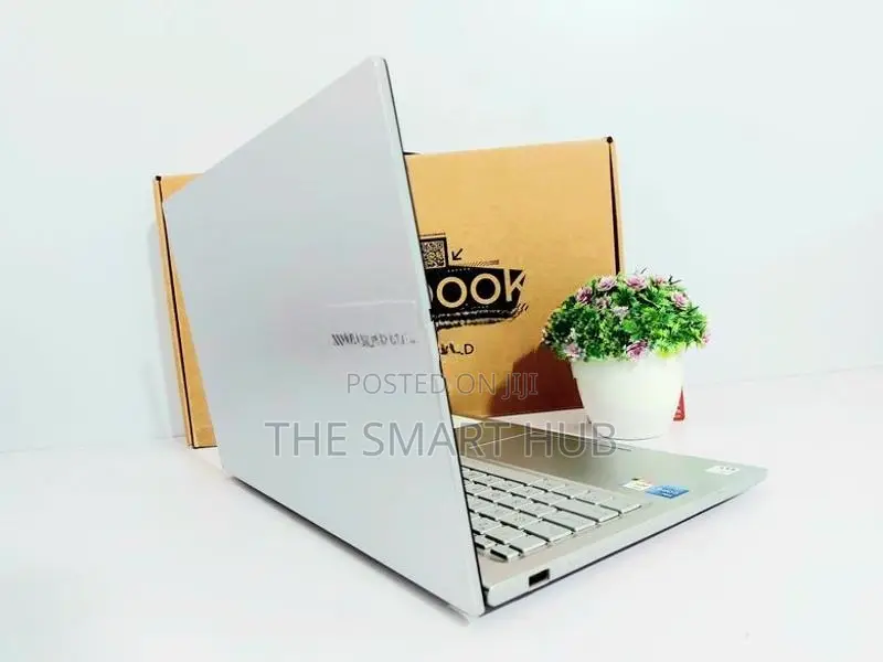Asus Vivobook Core i3 13th Gen 512GB NVMe 8GB RAM Professional Laptop