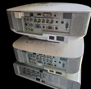 projector Nec Lum 4200